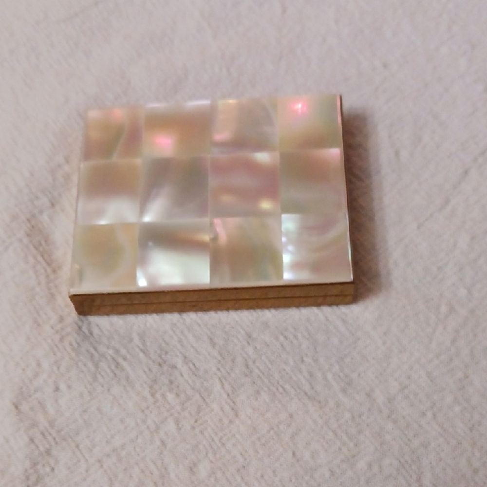 Mother of Pearl Square mini picture holder